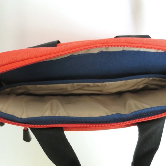 Targus Groove X 13" Laptop Case For Macbook - Picture 9 of 9